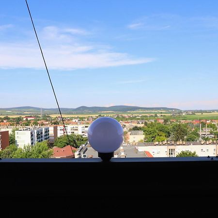 Ueveghid Apartman Sátoraljaújhely Екстериор снимка
