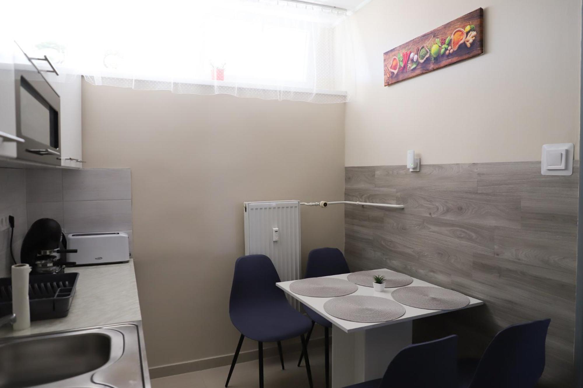 Ueveghid Apartman Sátoraljaújhely Екстериор снимка